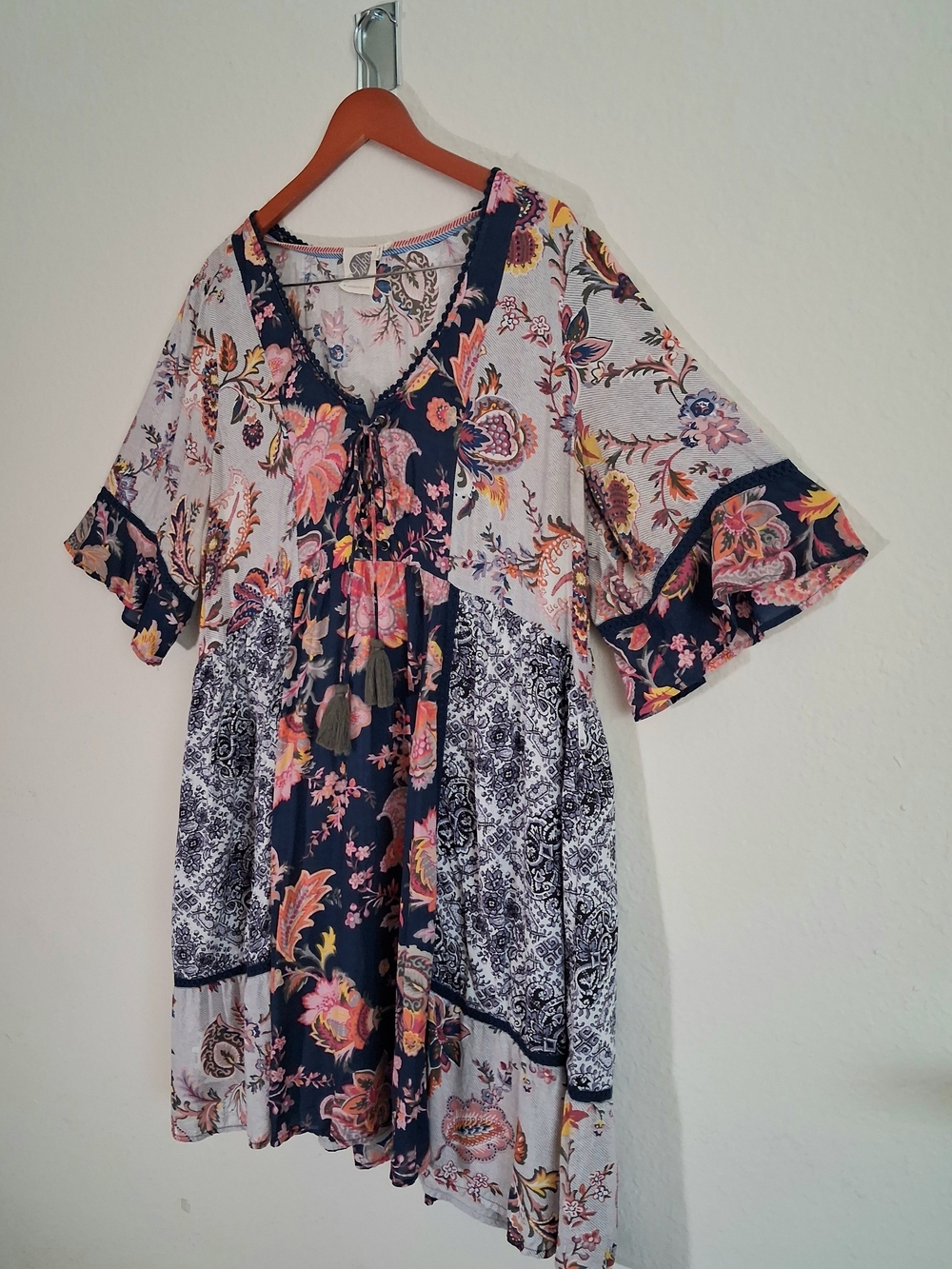 Lilka by Anthropologie Navy Floral Patchwork Dress with Pink Accents - Picture 3 of 9